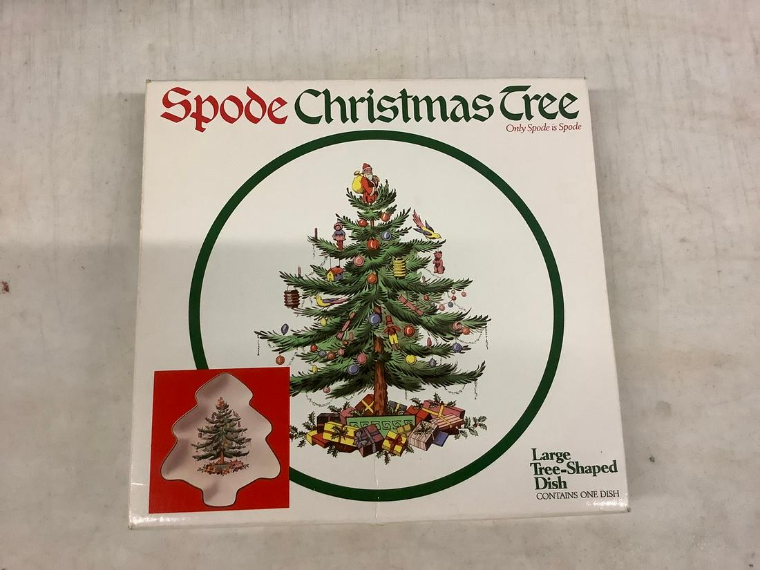 Spode Christmas tree dish (1 of 1)