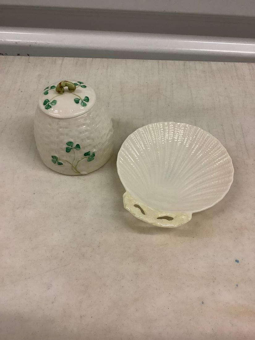 clover container and seashell dish: clover container and seashell dish
