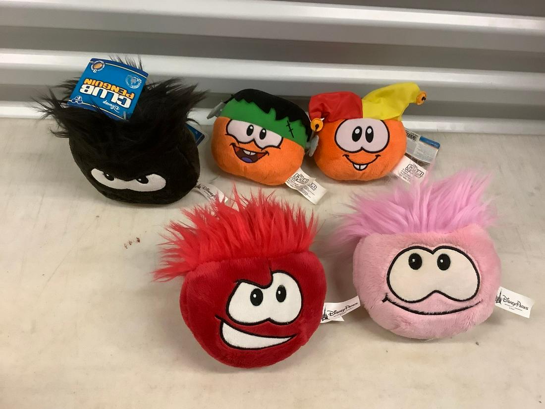 Lot of Club Penguin puffles plush dolls: Lot of Club Penguin puffles plush dolls