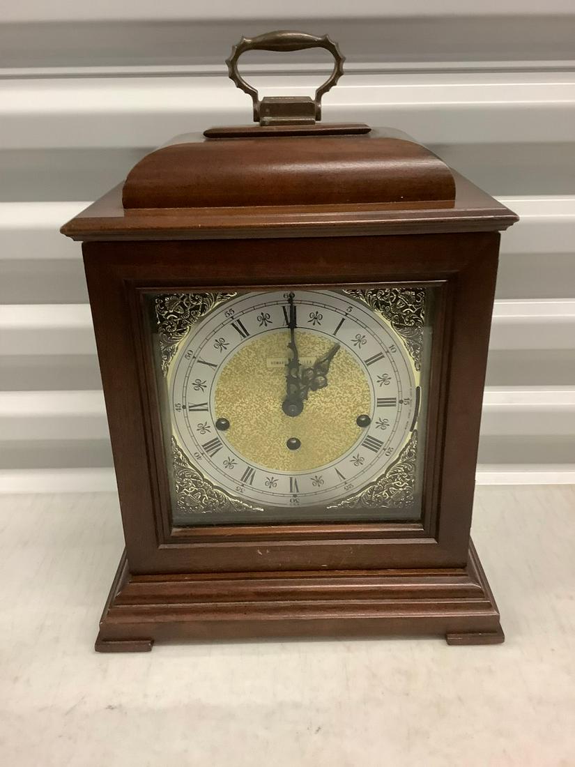 Howard Miller Mantle Clock with carry handle - missing (1 of 1)