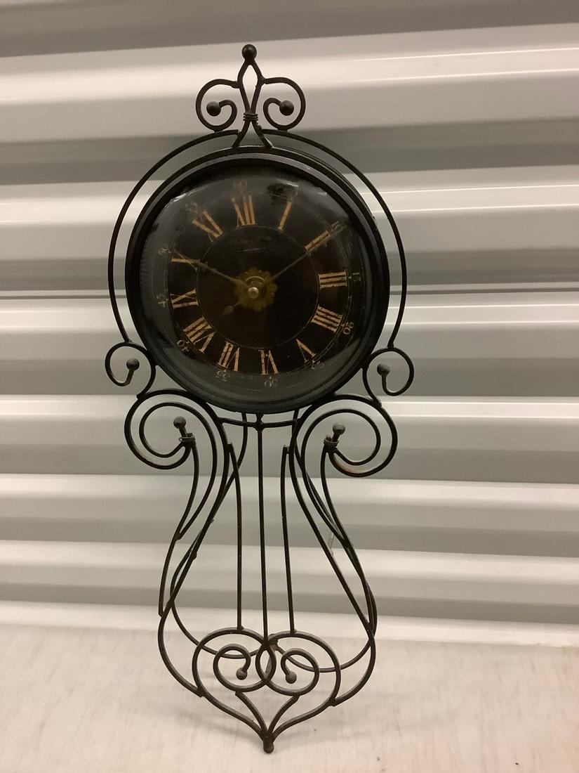 Sterling and Noble Antique Style Art Medal Wall Clock -: Sterling and Noble Antique Style Art Medal Wall Clock - not working