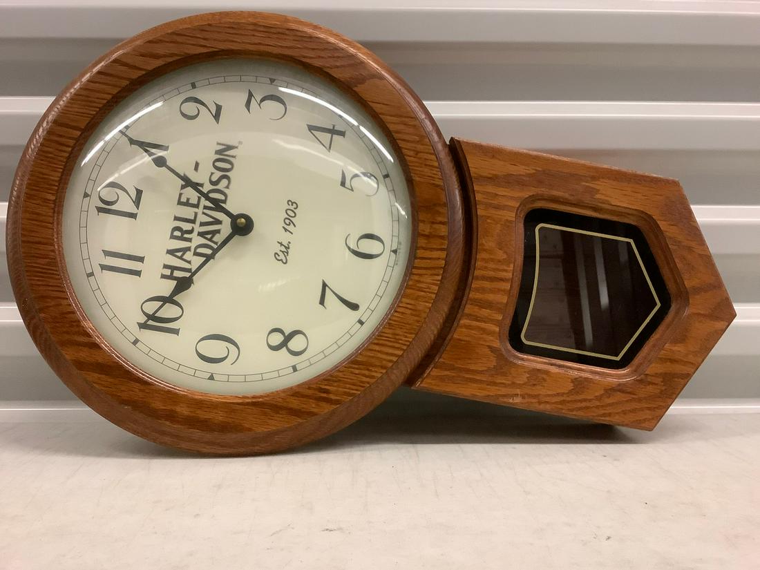 Harvey Davidson regulator-style clock - works (1 of 1)