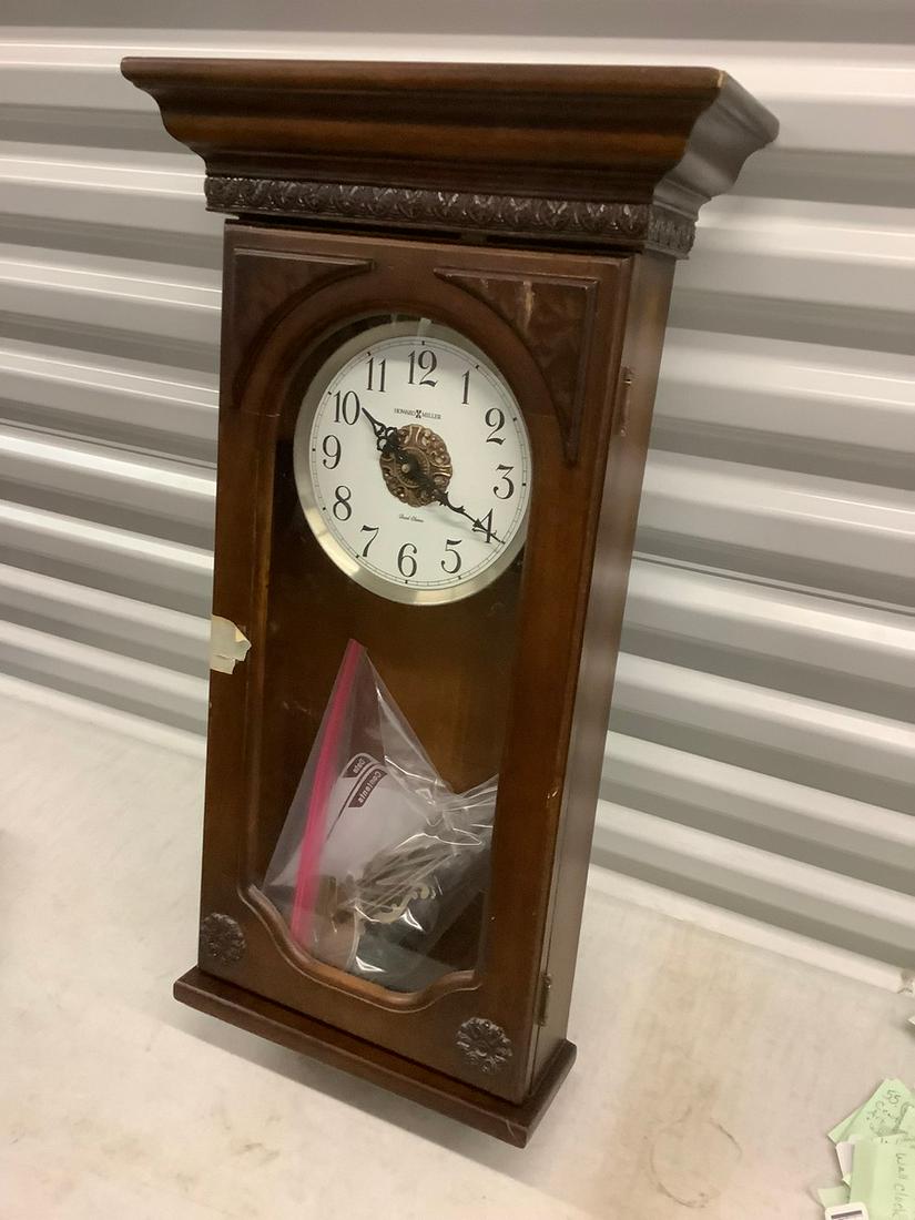 Howard Miller dual chime regulator wall clock (26" (1 of 1)