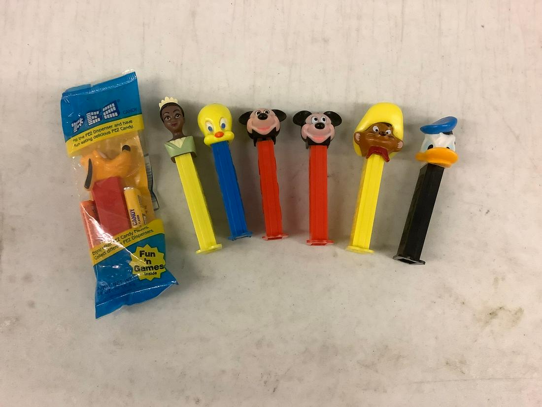 Lot of Vintage Disney Pez Dispensers: Lot of Vintage Disney Pez Dispensers