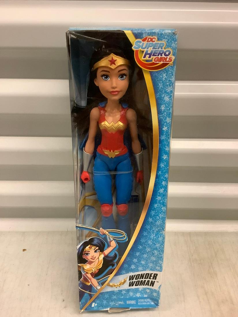 DC Comics Wonder woman action figure doll new in the (1 of 1)