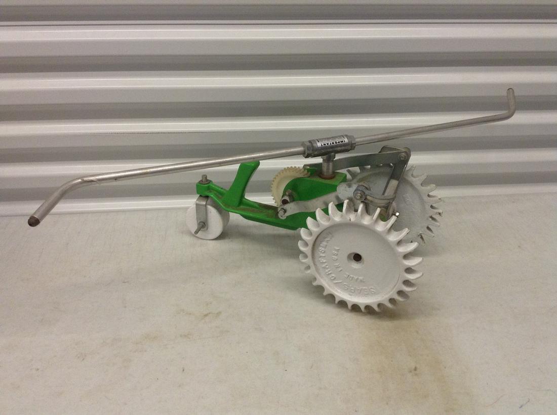 Sears Craftsman Vintage Traveling Sprinkler: Sears Craftsman Vintage Traveling Sprinkler