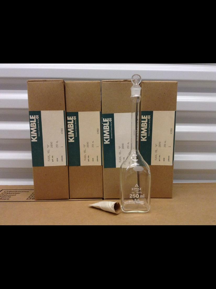 4 Kimble 250ml Volumetric Flasks "A": New Old Stock, 28040, w/Ground Glass Top