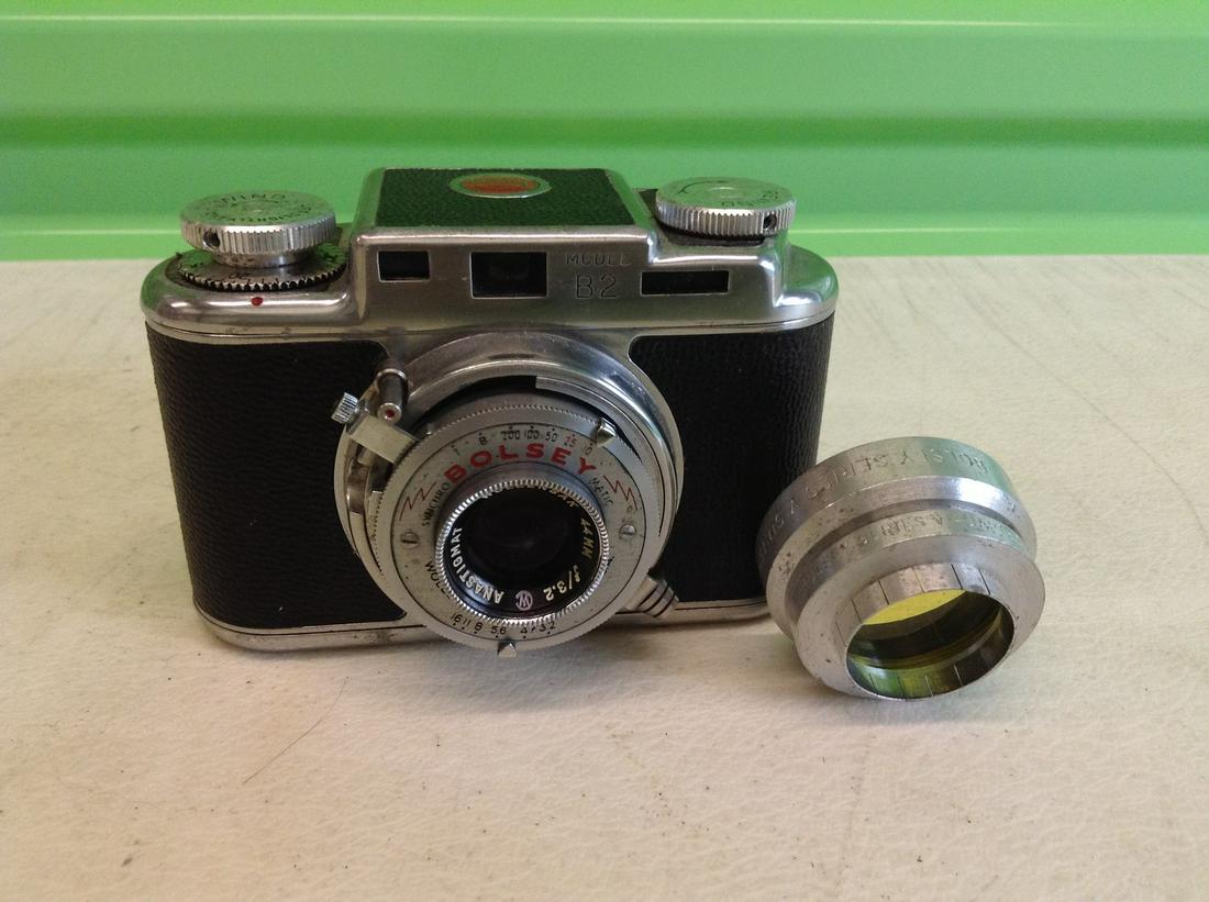 Vintage BolseyModel B2 with Sunshade lens: Vintage BolseyModel B2 with Sunshade lens