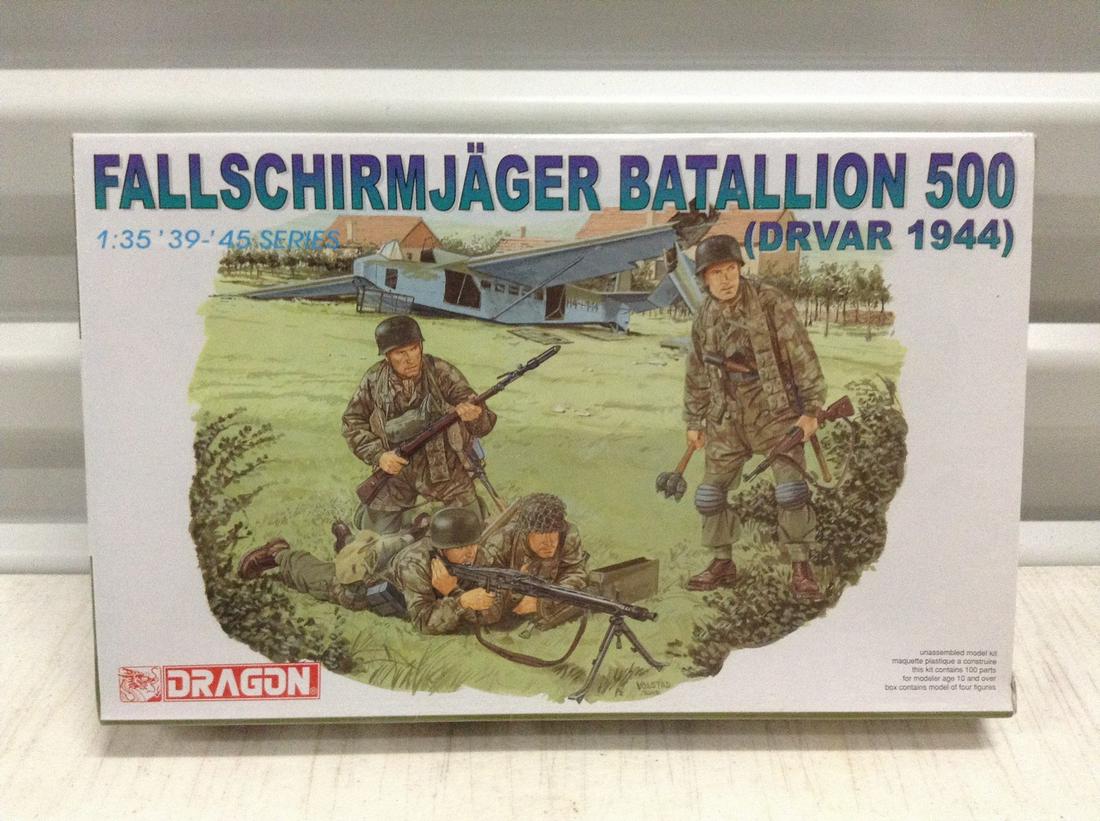 Sealed WWII Model Kit (1 of 1)