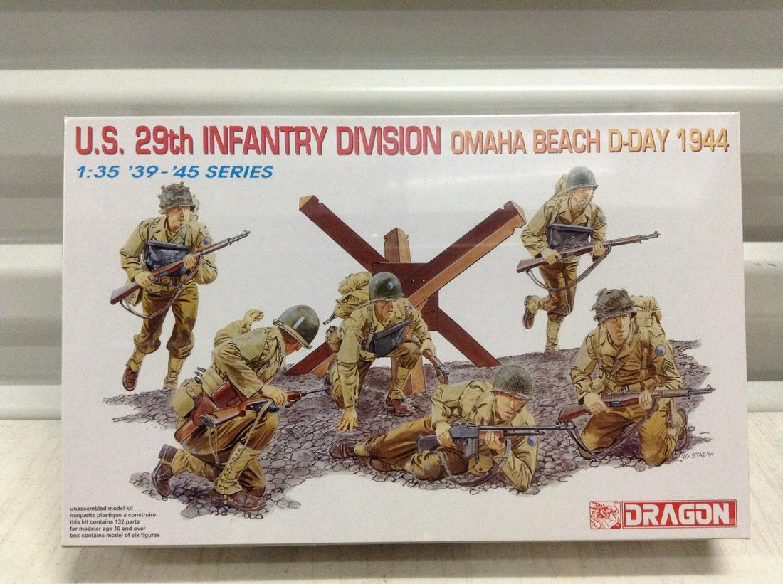Sealed  WWII Model Kit (1 of 1)