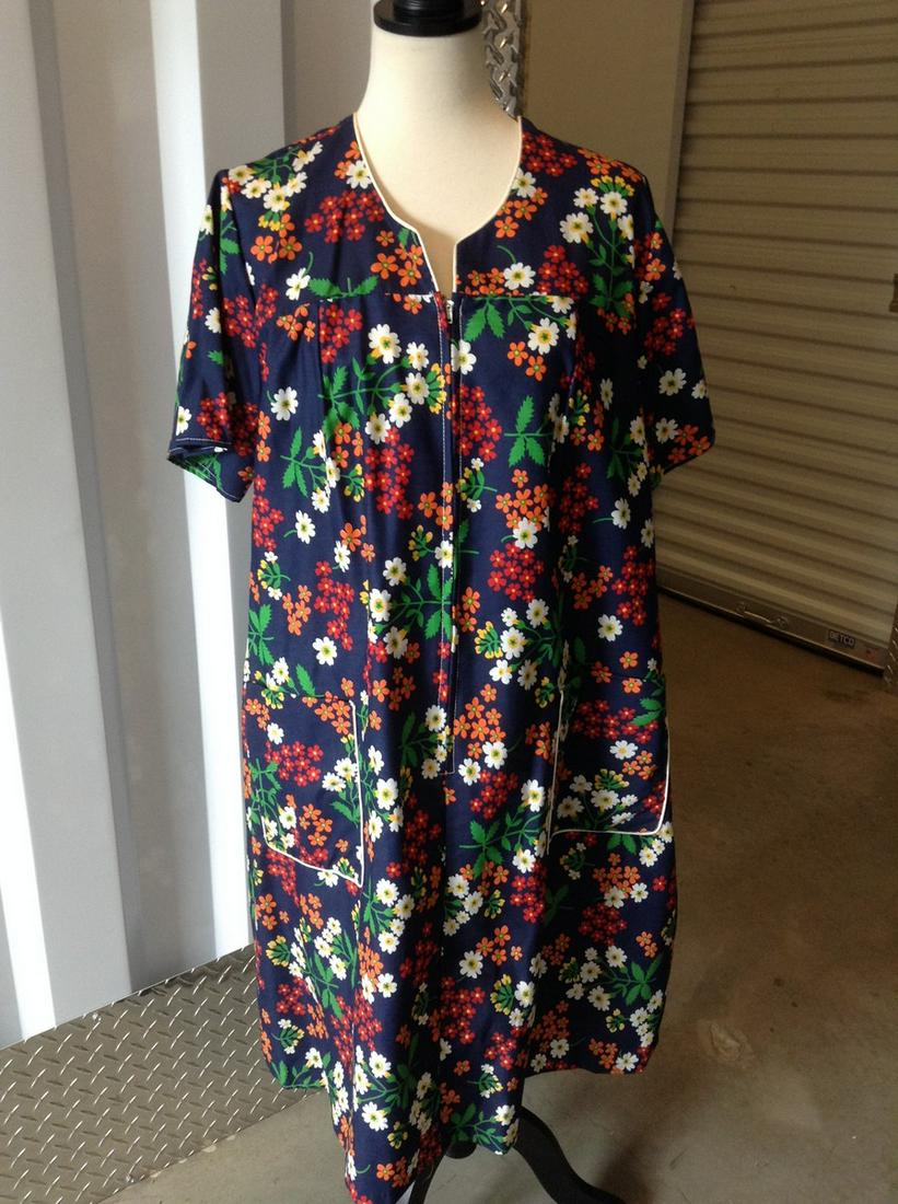 Vintage Union Made Renee Half Zip Smock Dress Size 10: Vintage Union Made Renee Half Zip Smock Dress Size 10