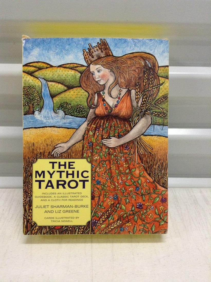 The Mythic Tarot Card Set in the box: The Mythic Tarot Card Set in the box