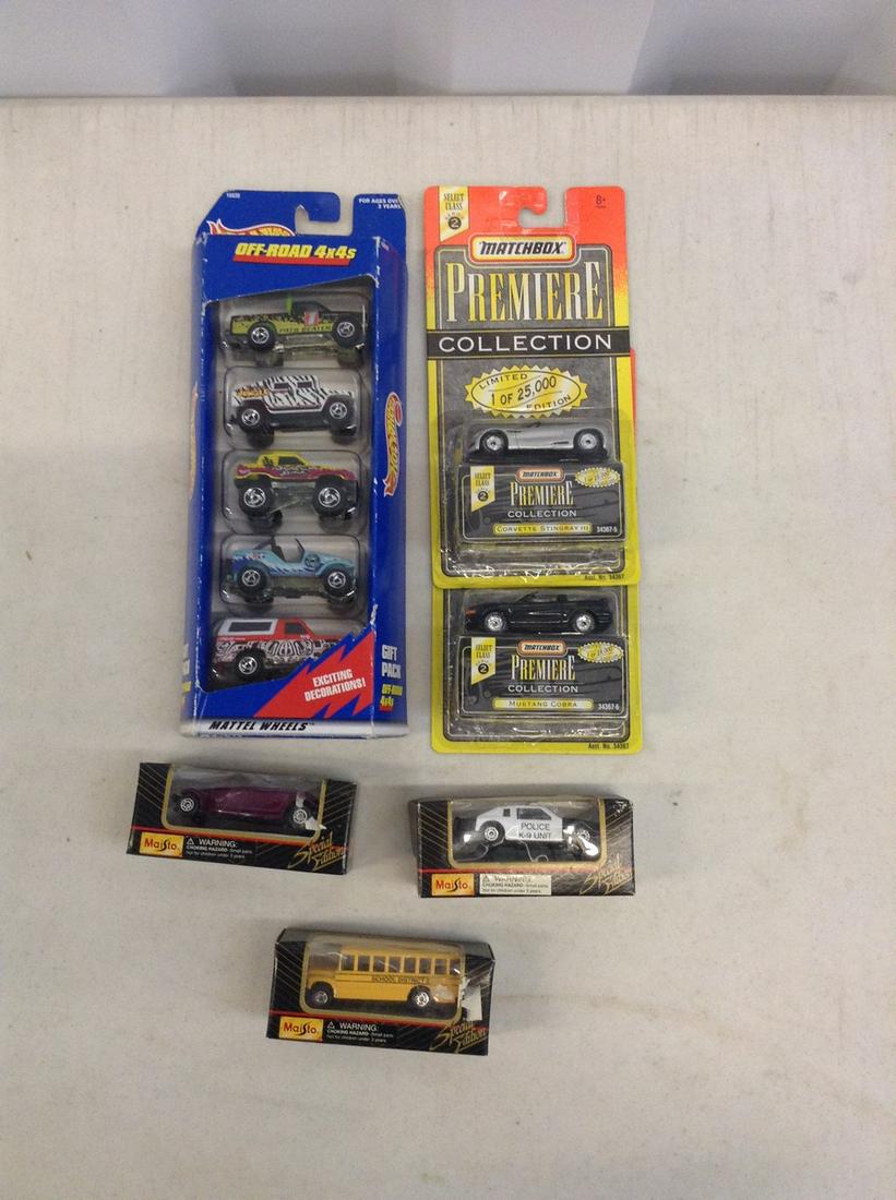 Large lot of hot wheels, matchbox and more (1 of 1)