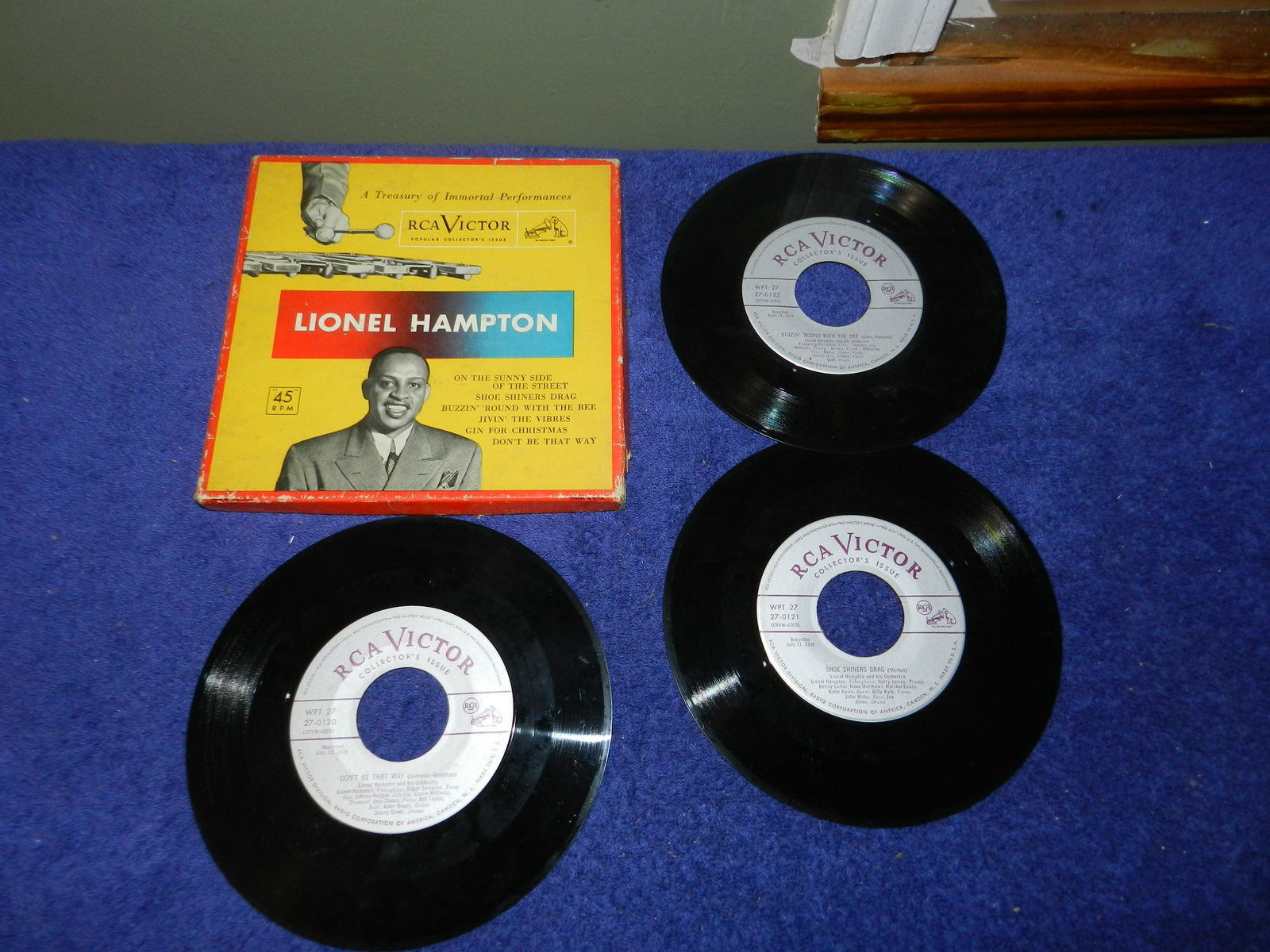 RCA Victor Lionel Hampton 3 Record Box Set (1 of 1)