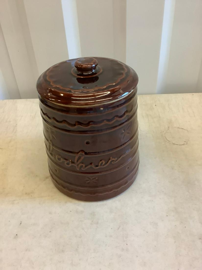 Vintage Ceramic Cookie Jar (1 of 1)