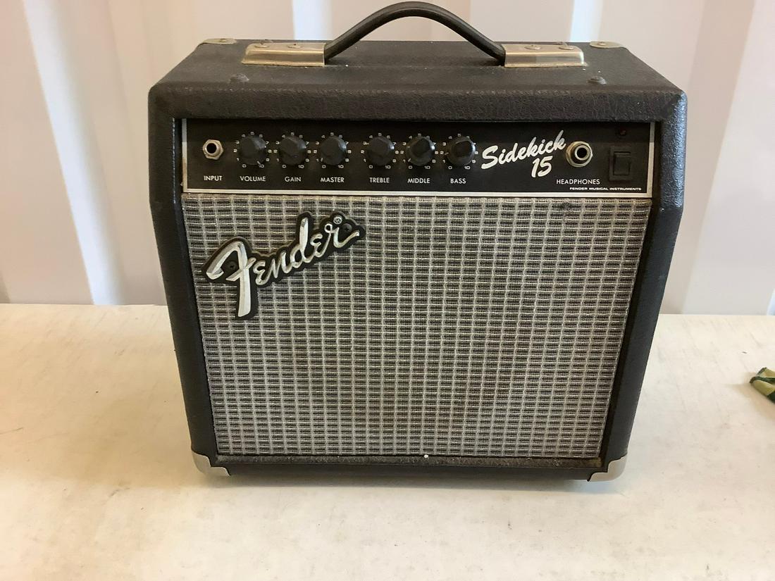 Fender Sidekick 15 amplifier (1 of 1)