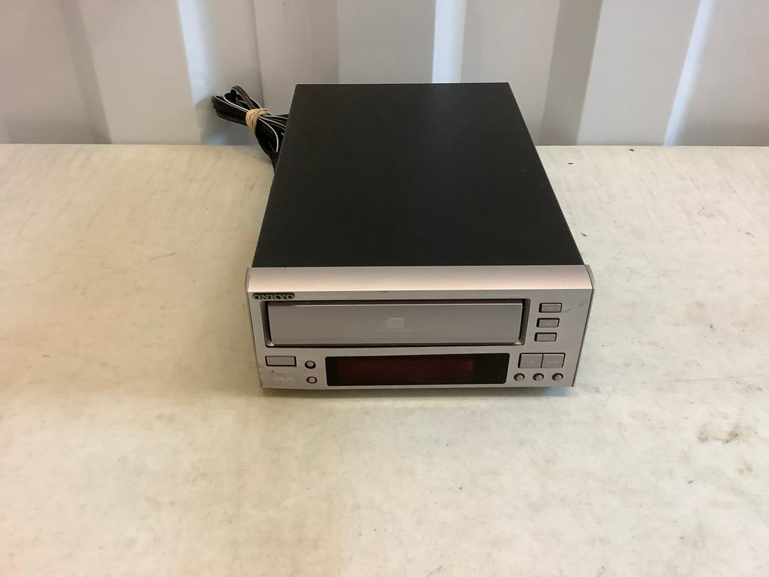 Onkyo 3 disc changer disc player (1 of 1)