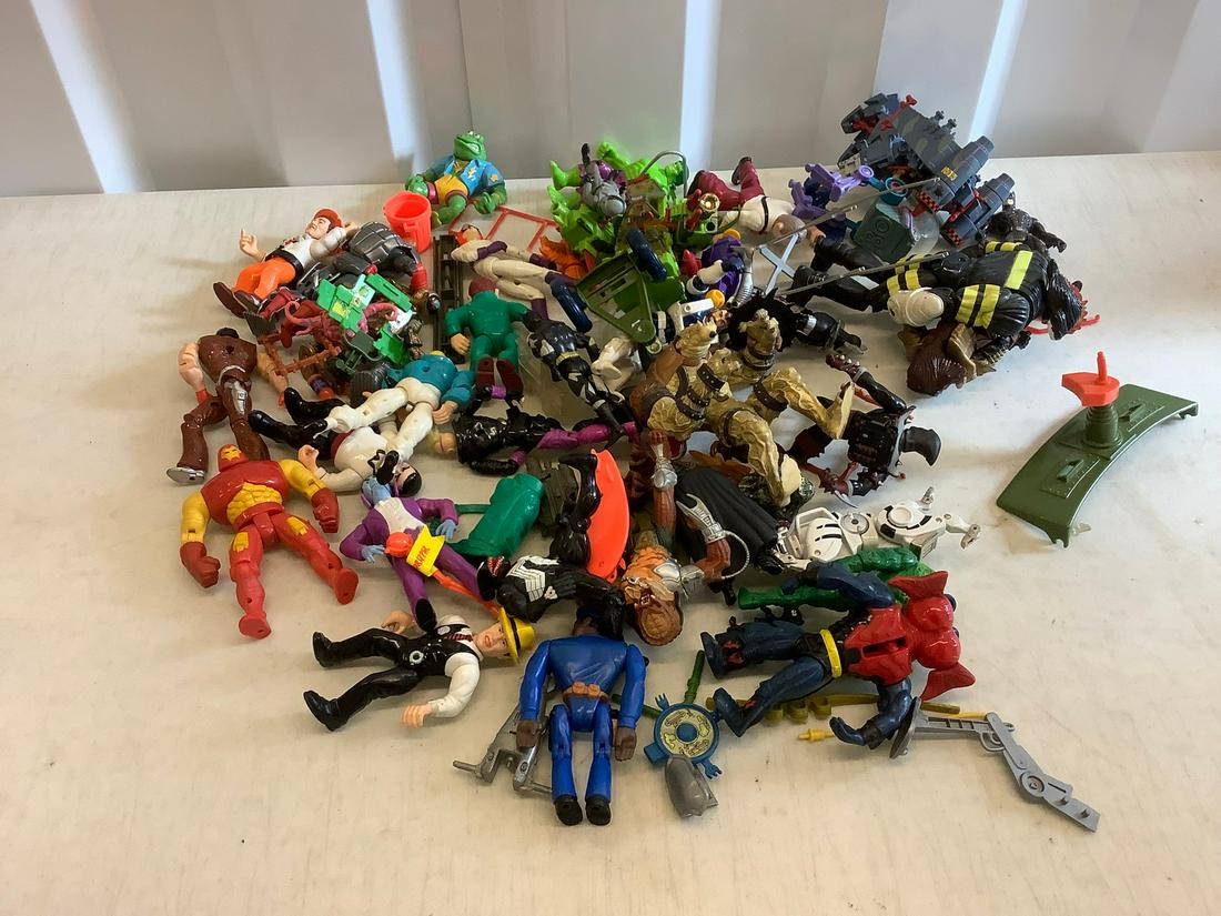 Large lot of action figures Marvel and more (1 of 1)