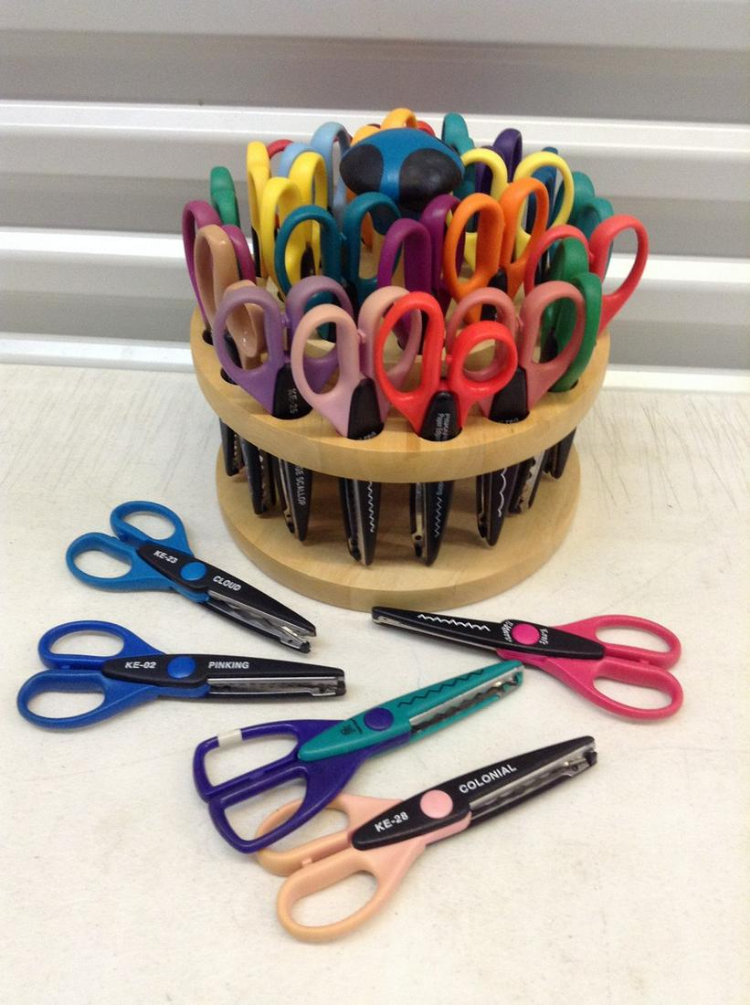 Lazy Susan Craft Scissor Holder full of Crafting: Lazy Susan Craft Scissor Holder full of Crafting Scissors