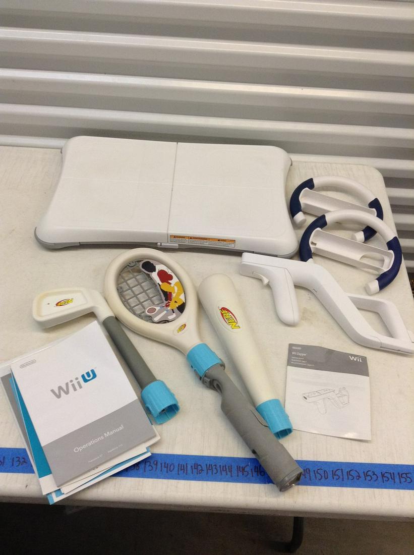 Wii Balance Board, Zapper and more (1 of 1)