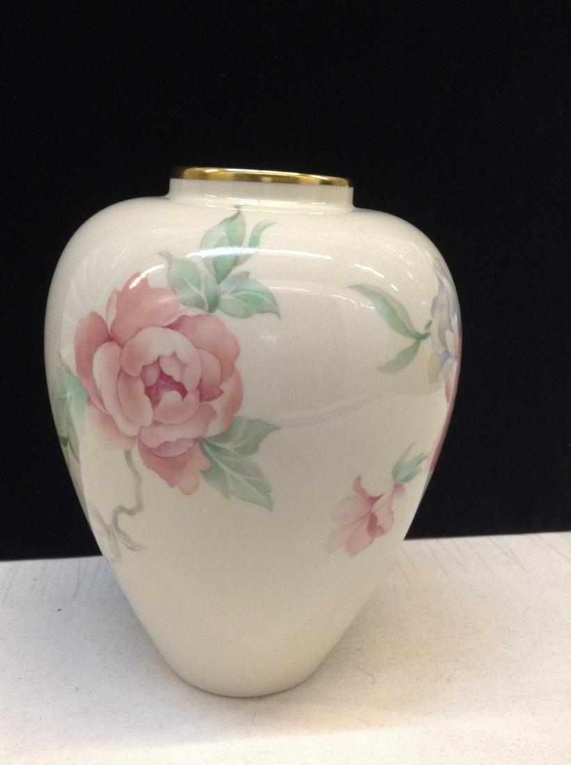 Lenox "Chatsworth" Large Vase 24kt Trimmed (1 of 1)