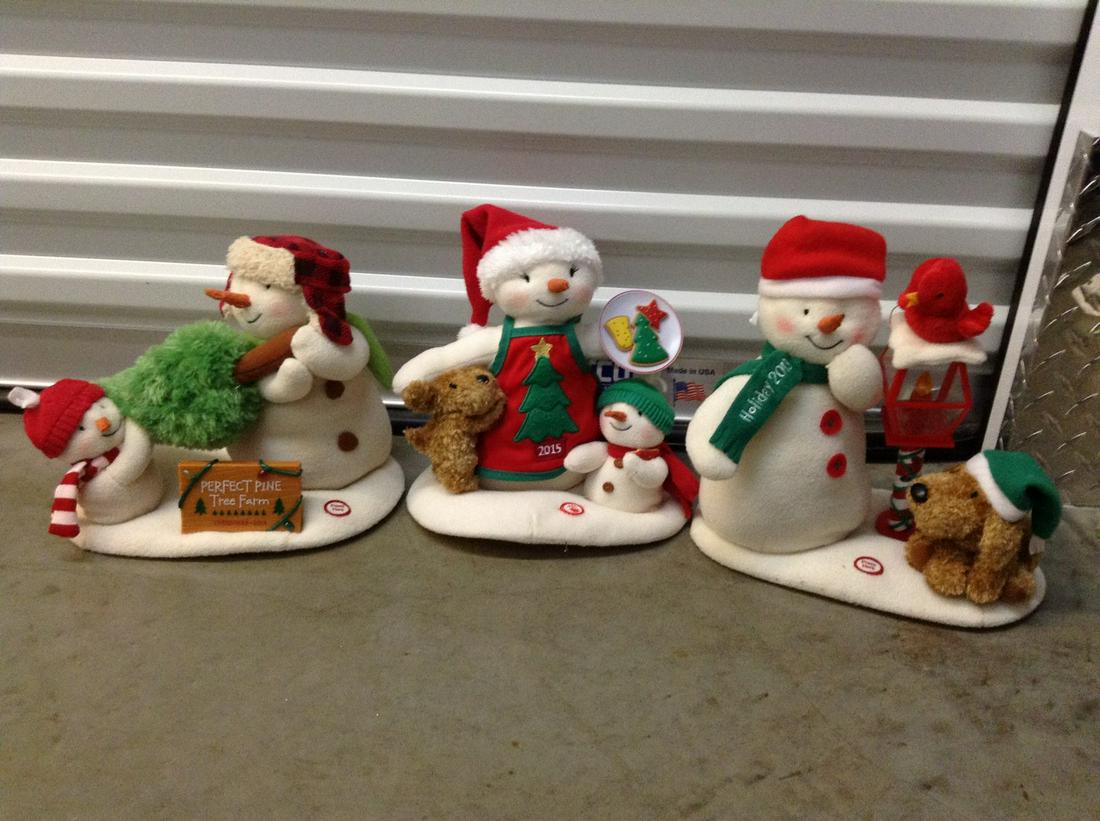 Hallmark Battery Operated Musical Dancing Snowmen: Hallmark Battery Operated Musical Dancing Snowmen