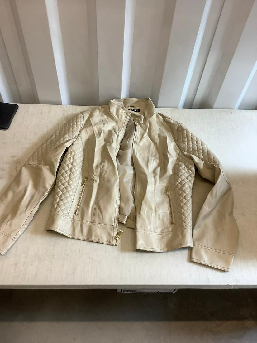 Roz&Ali XL bomber jacket: Roz&Ali XL bomber jacket