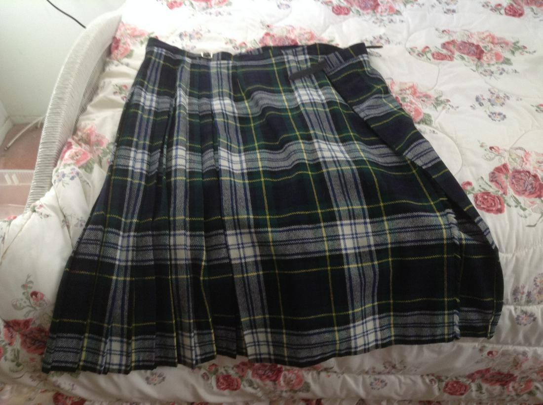 Made in Ireland 100% Wool Kilt Size 18 (1 of 1)