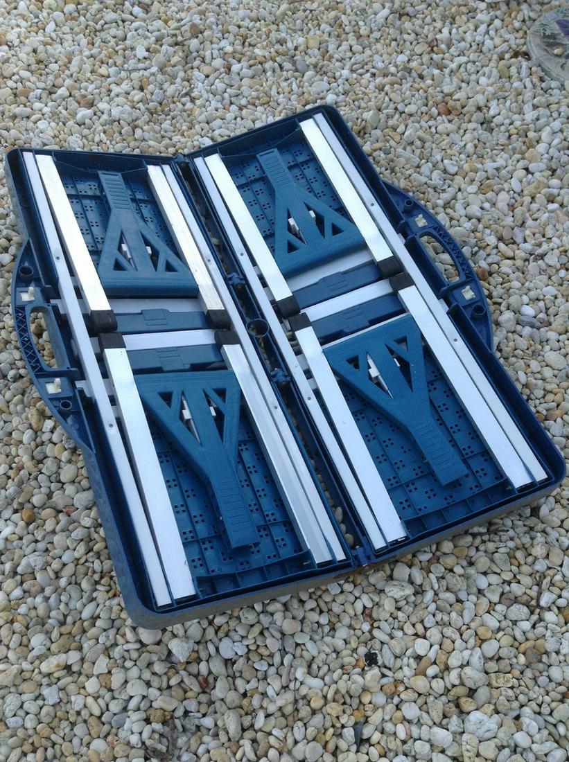 Fold Up Portable Table with benches in Heavy Duty Carry (1 of 1)