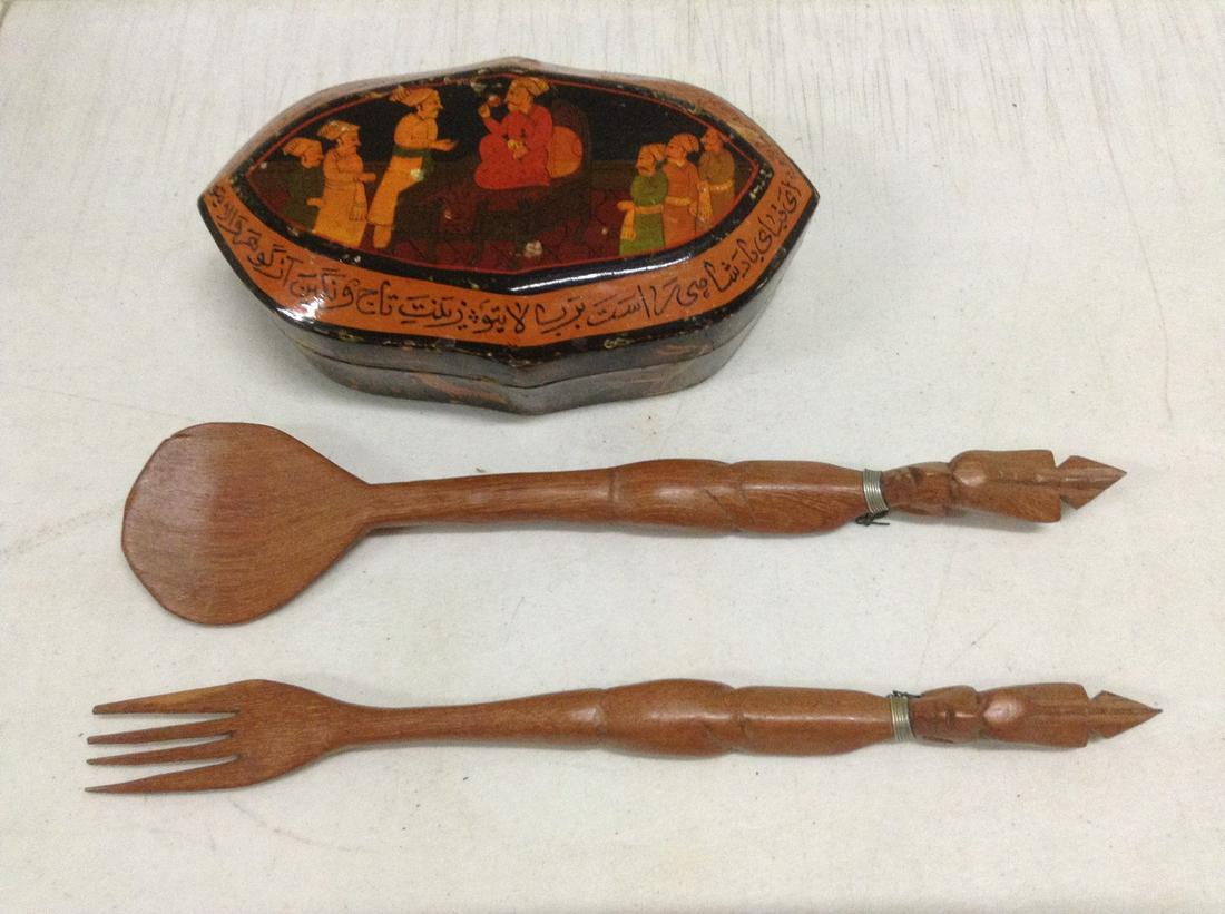 Hand Carved African Wood Serving Set and Handmade (1 of 1)