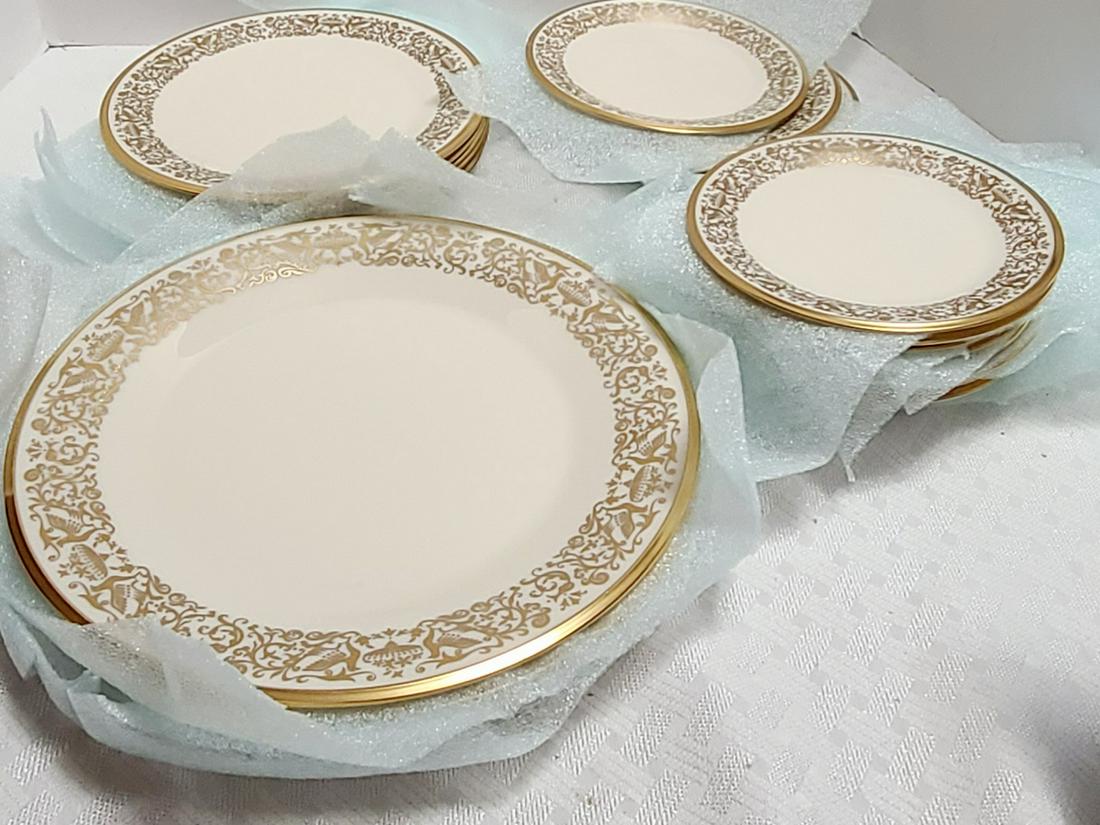 Lenox USA Tuscany Plates 3 Lg 5 Md 12 Sm: Lenox USA Tuscany Plates 3 Lg 5 Md 12 Sm