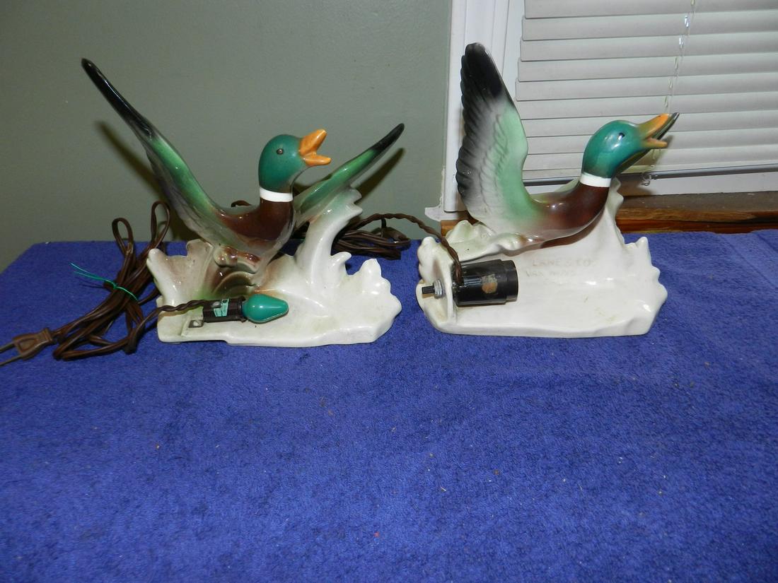 Pair Vintage Lane & Co TV Lamps Van Nuys CA Tested (1 of 1)