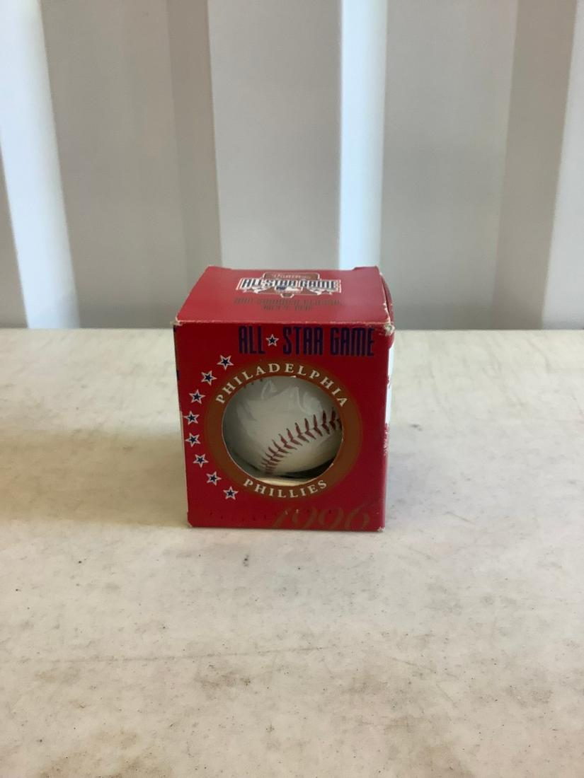 1996 phillies all star games souvenier ball: 1996 phillies all star games souvenier ball