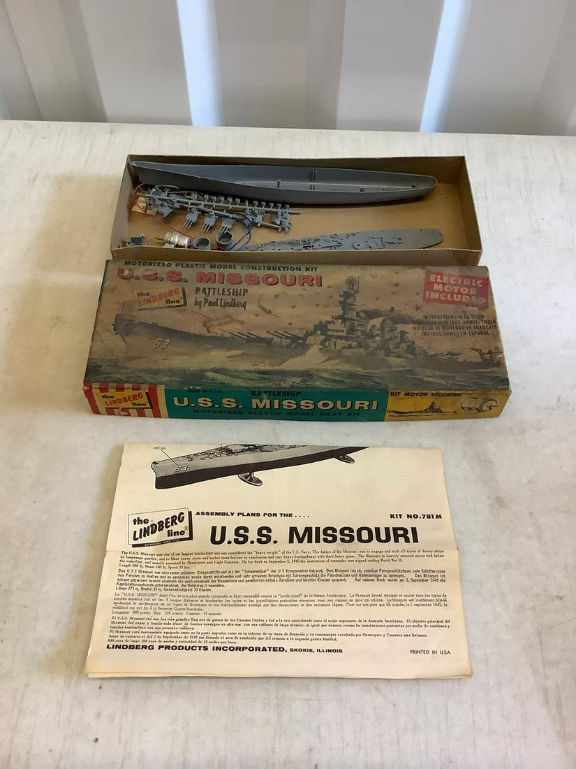 USS Missouri motorized model: USS Missouri motorized model