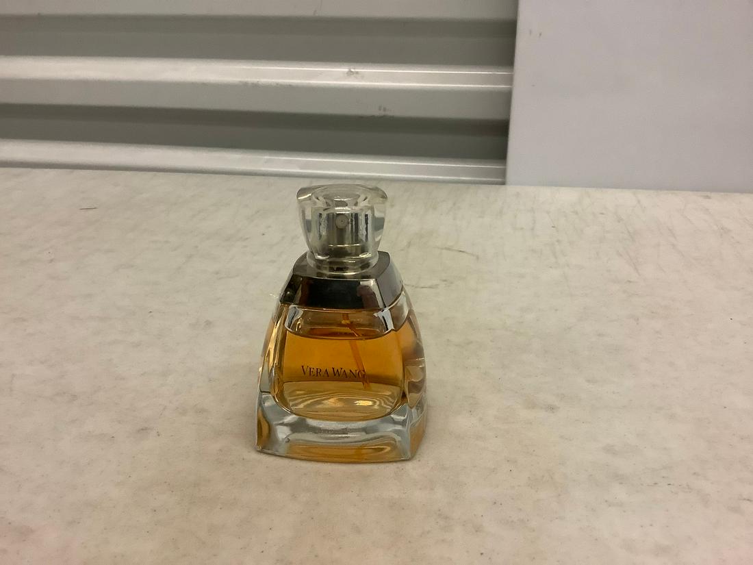 Vera Wang 1.7 oz. Eau de Toilette: Vera Wang 1.7 oz. Eau de Toilette