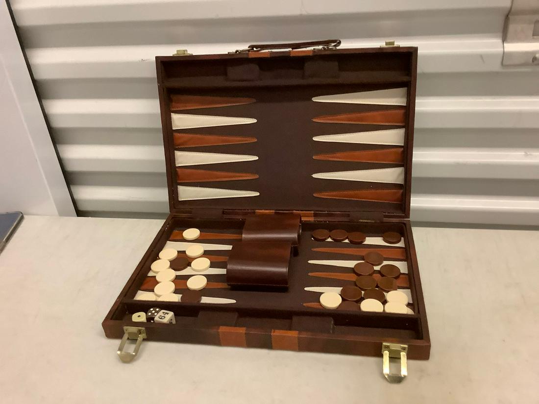 Vintage "Backgammon" Game (1 of 1)