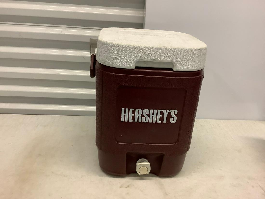 Coleman Hersey Cooler: Coleman Hersey Cooler