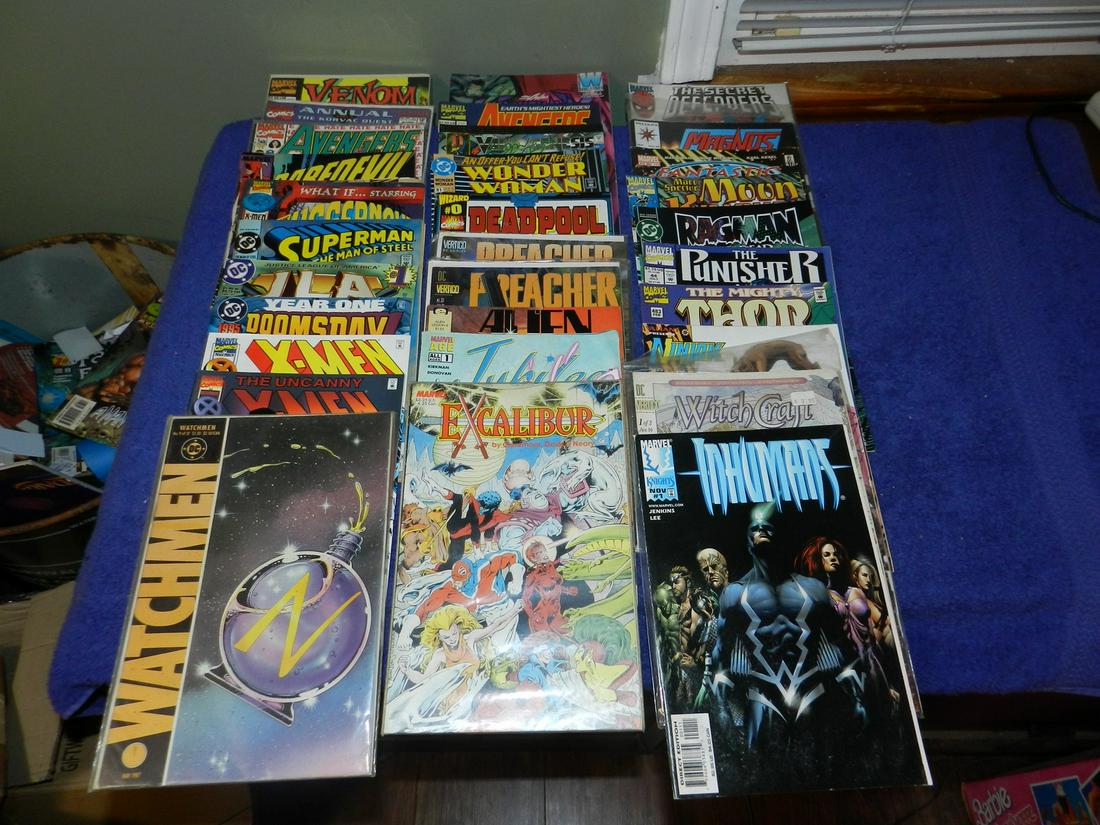 Lot of 30 Comic Books Watchmen Thor Deadpool More (1 of 1)