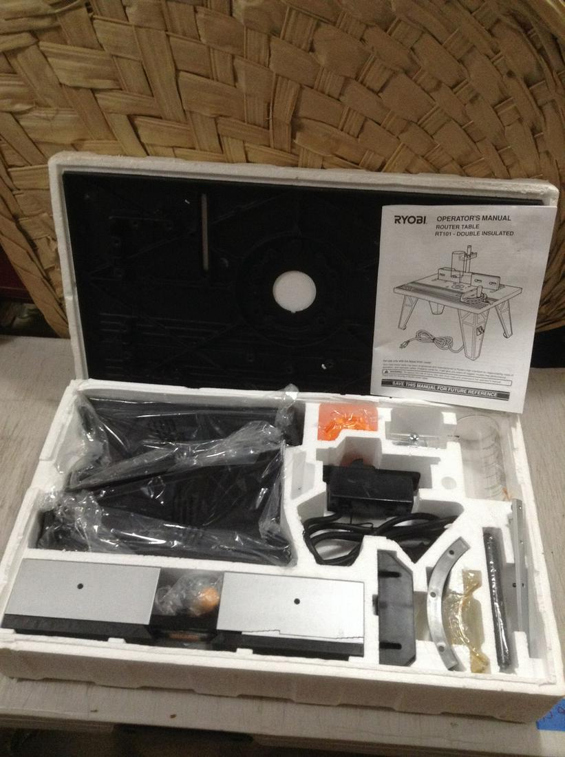 Brand New Ryobi Router Table RT101 (1 of 1)