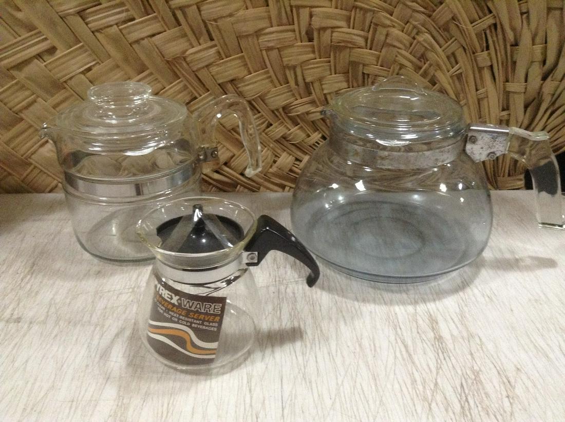 NOS Pyrex 2 Cup Pot and Pyrex Glass Teapot and (1 of 1)