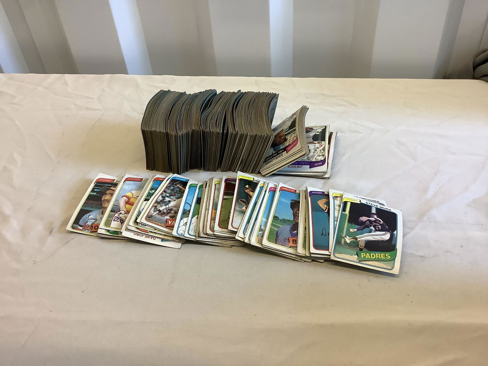 Large Lot of 1980 Baseball Cards (1 of 1)