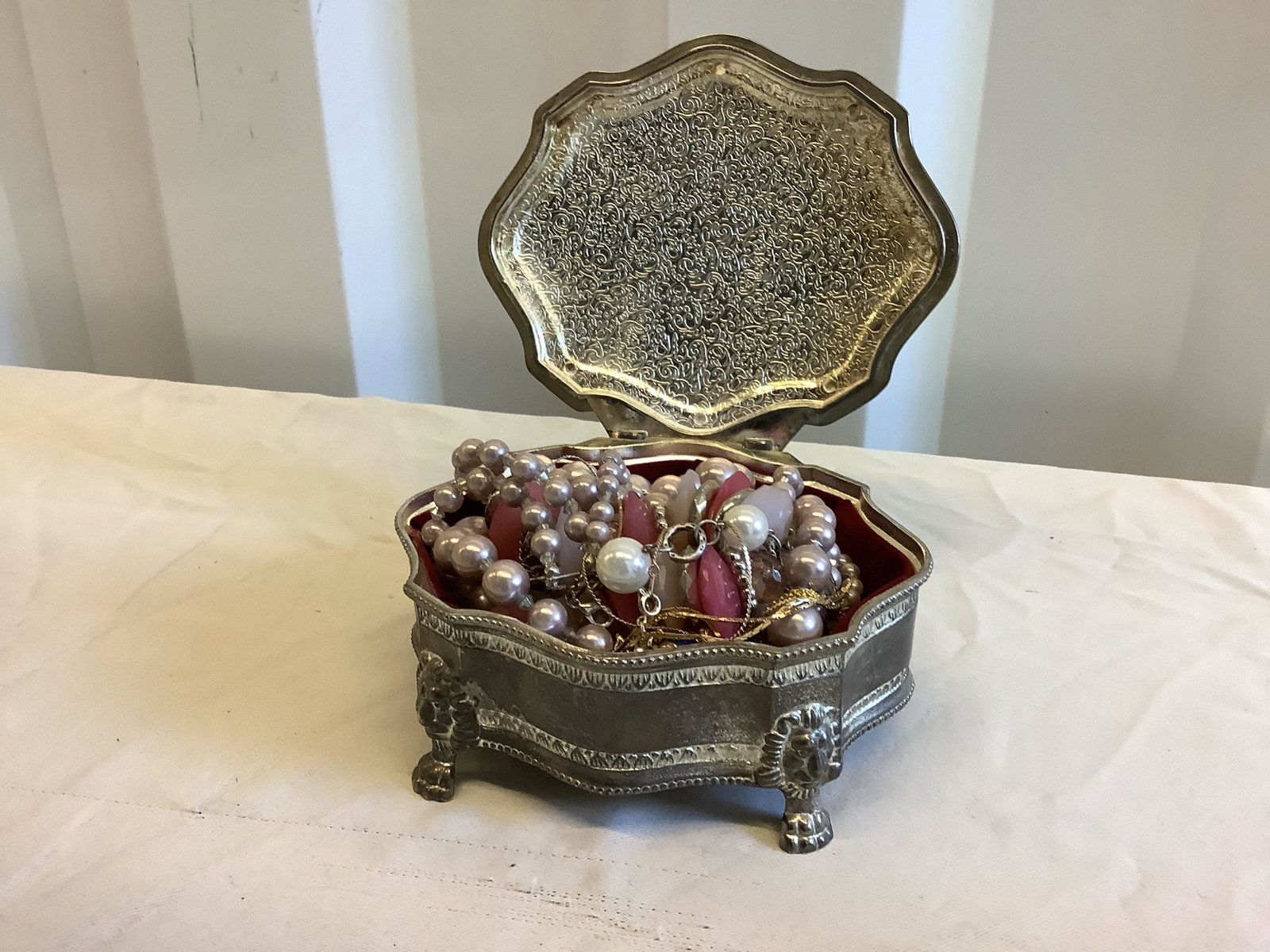 Jewelry Box Full of Jewelry: Jewelry Box Full of Jewelry