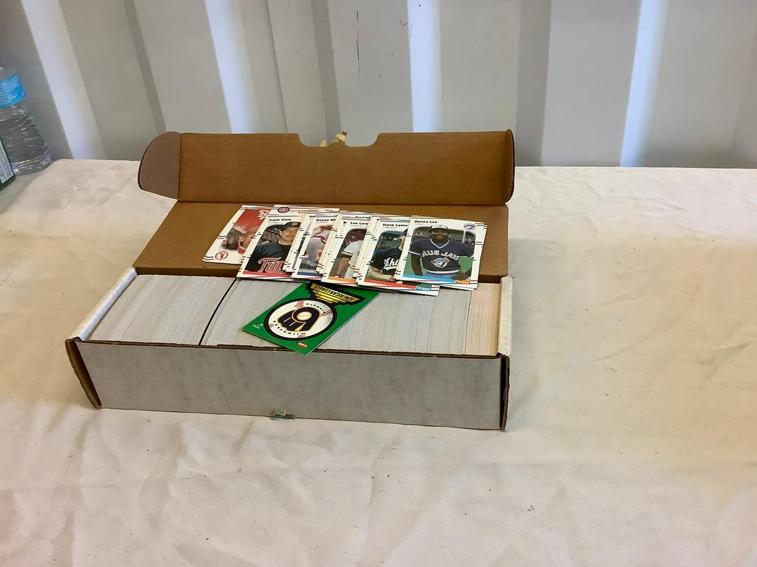 600 Plus Fleer 1988 Baseball Card Set (Unknown if (1 of 1)