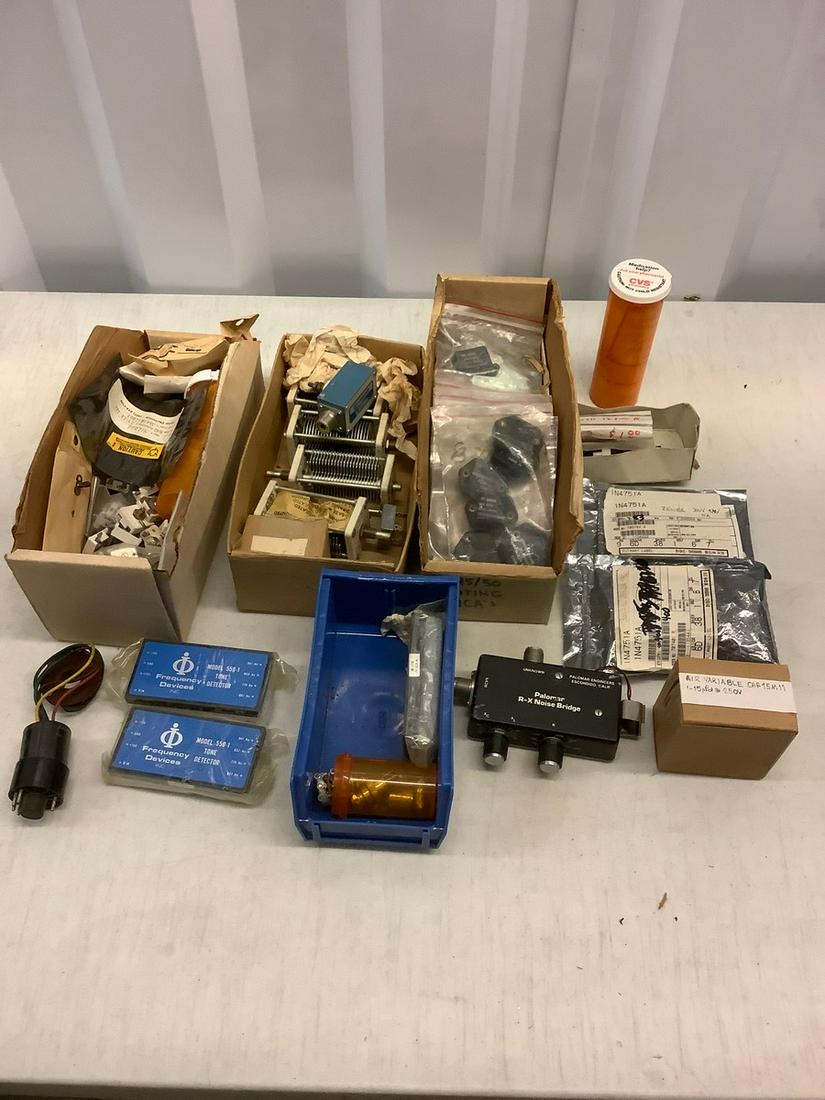 Large Lot of Vintage Electronic Components, Capacitors, (1 of 1)