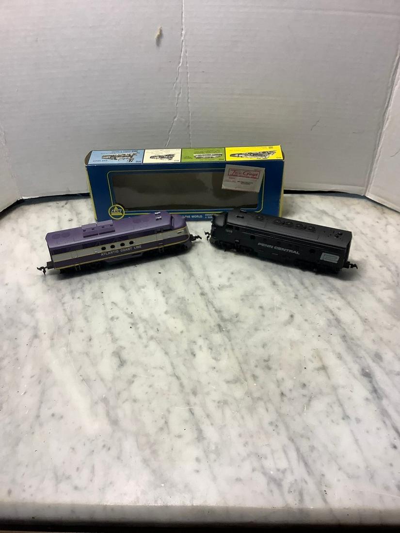 2 diesel engines AHM Penn central and atlantic coast (1 of 1)