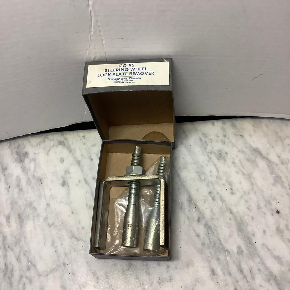 Snap on steering wheel lock plate remover (1 of 1)