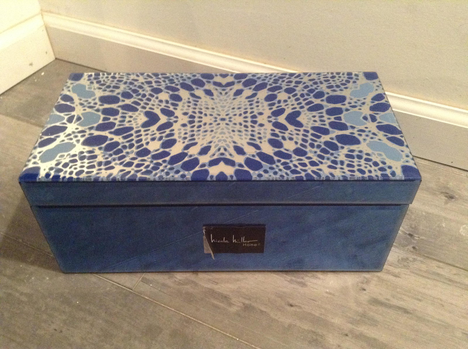 Nicole Miller Mirrored Box 14"x7"x6": Nicole Miller Mirrored Box 14"x7"x6"