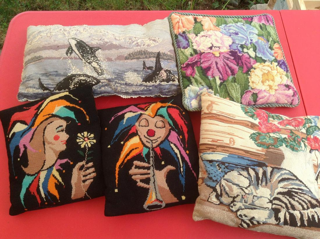 Lot of Vintage Needlework Pillows (1 of 1)