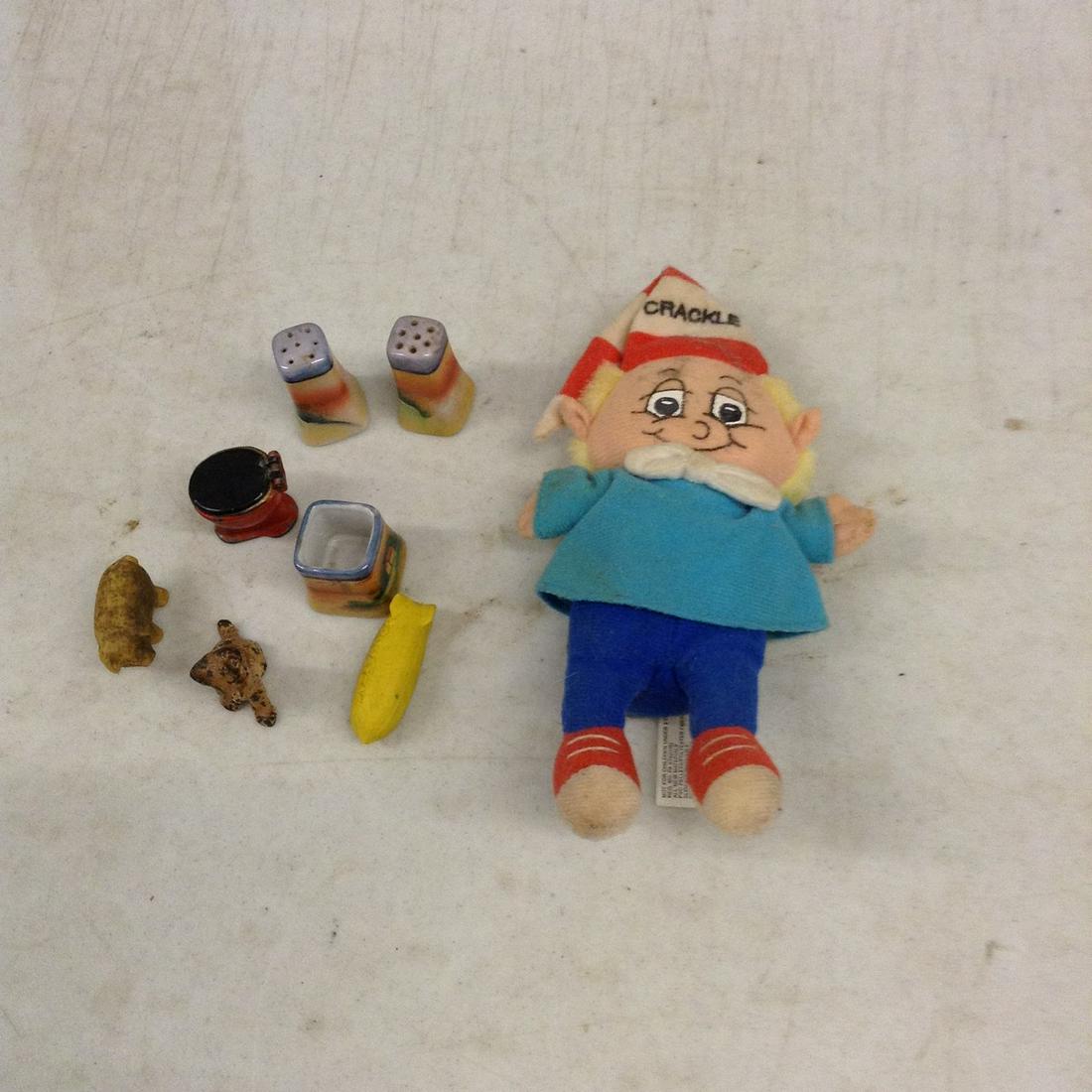 Kellogg Company 1997 Crackle Plush and More: Kellogg Company 1997 Crackle Plush and More