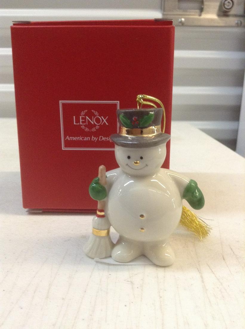 Lenox Snowman Ornament with box (1 of 1)